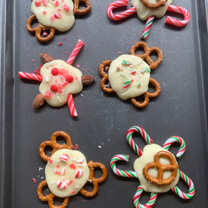 Bake Club Peppy Snowflakes