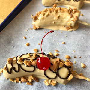 Bake Club Banana Split Pops