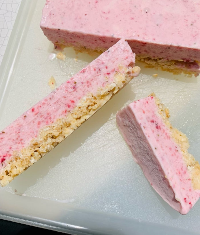 Bake Club Strawberry Ritz Ice Cream Bars