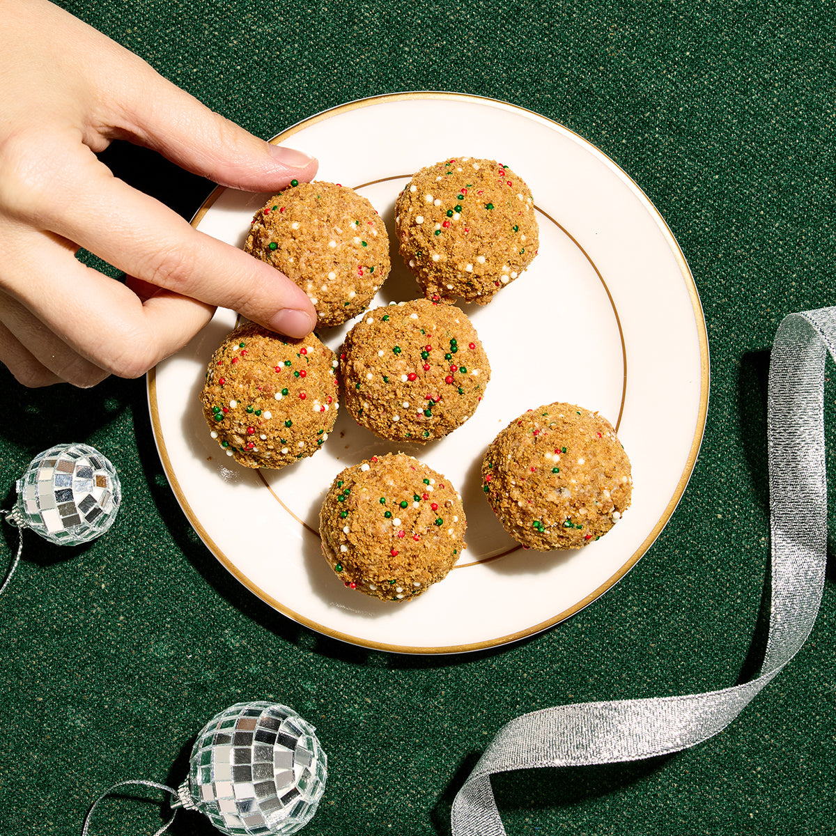 Gingerbread Cookie Truffle Dozen