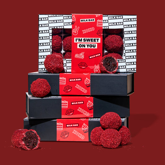 Red Velvet Cheesecake Cake Truffle Dozen Box with Band